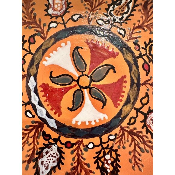 Vtg Set of 2 Hand Painted Folk Art Plates - Picture 3 of 6